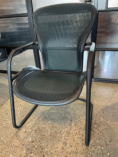 Herman miller aeron office - miller,
