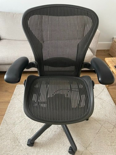 Herman miller aeron - miller,