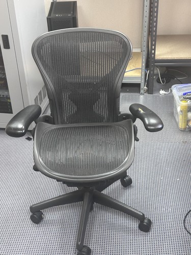 Herman miller aeron - herman,