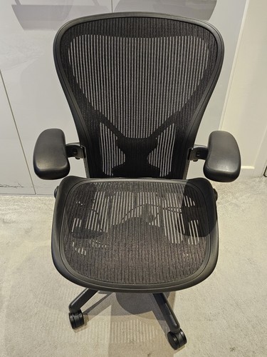 Herman miller aeron size - , c