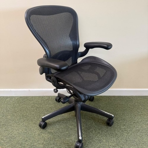 Herman miller aeron graphite - miller,
