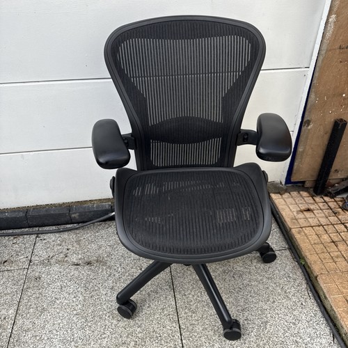 Herman miller aeron chair size - aeron,