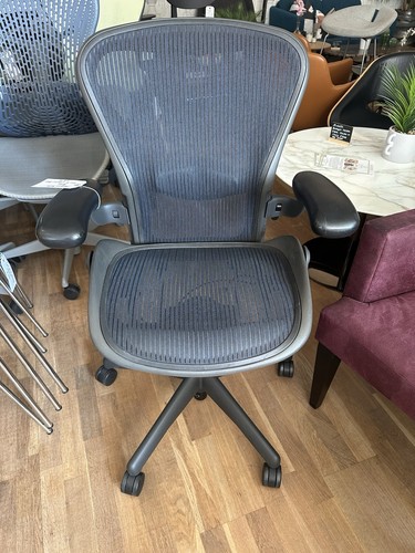 Herman miller aeron - herman,