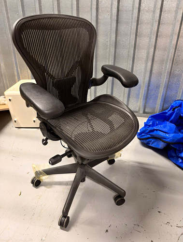 Herman miller aeron office - miller,