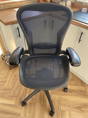 Herman miller aeron - herman, office