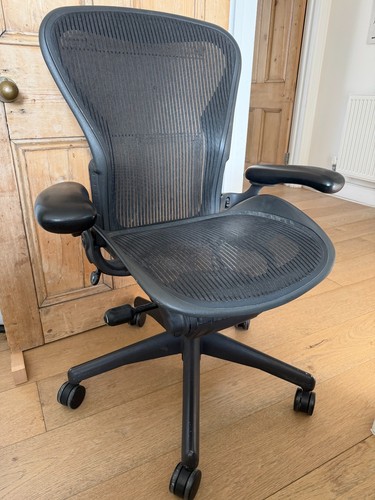 Herman miller aeron classic - herman,