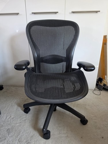 Herman miller aeron size - miller, c