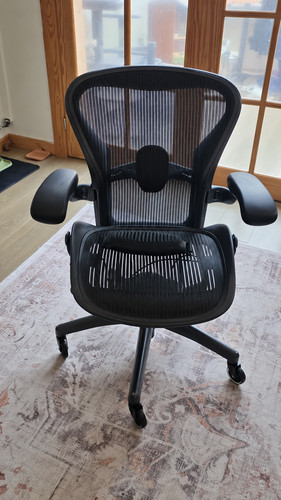 Herman miller aeron classic - miller,