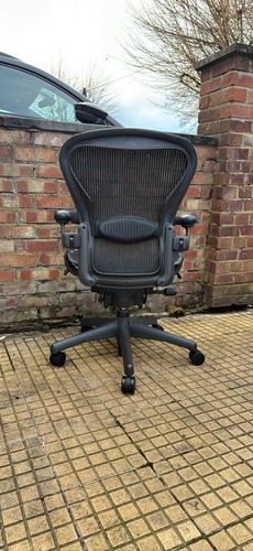Herman miller aeron chair size - herman,