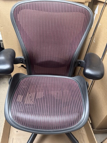 Herman miller size red - miller,