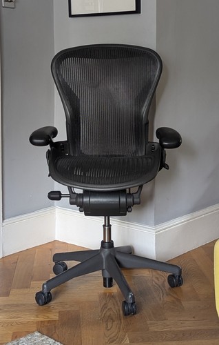 Herman miller aeron - herman,