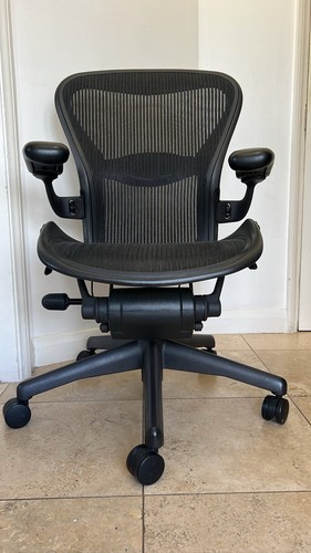 Herman miller aeron chair - aeron,