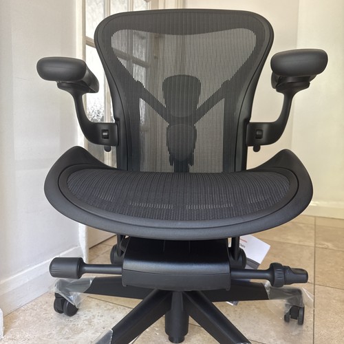 Herman miller aeron chair - herman,