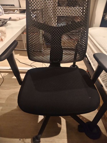 Herman miller aeron office - herman,