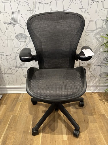 Herman miller aeron medium - herman,