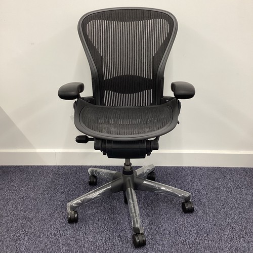 Herman miller aeron chair - aeron,